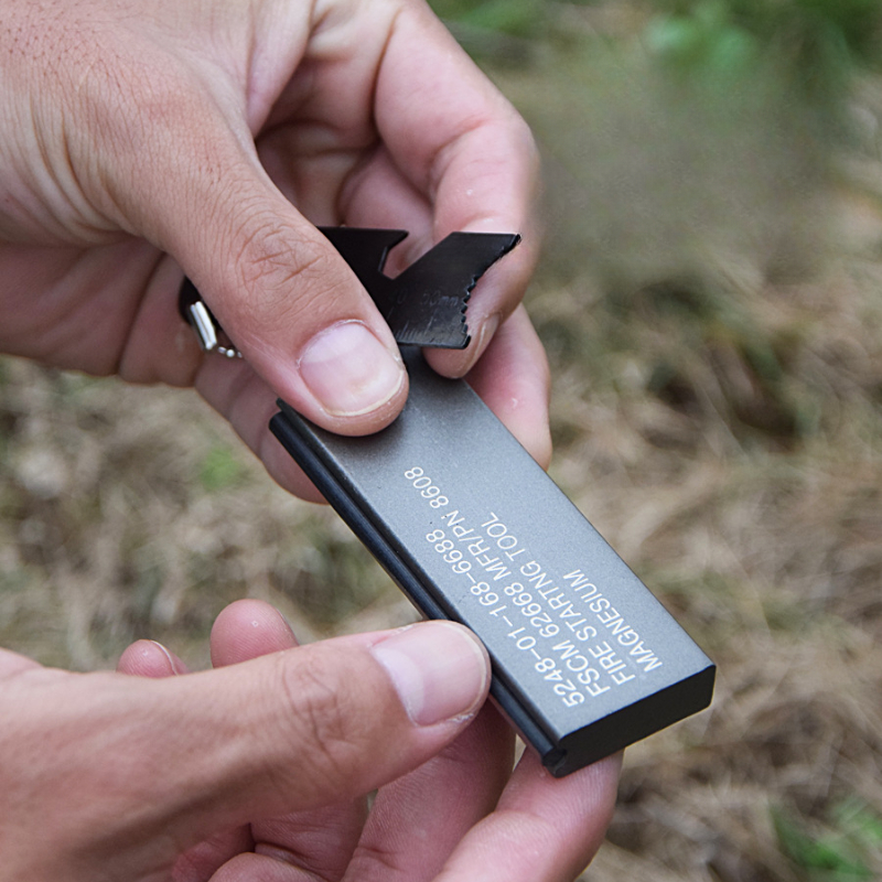 Waterproof Magnesium Flint & S - Magnesium Fire Starter 리뷰 및 가격